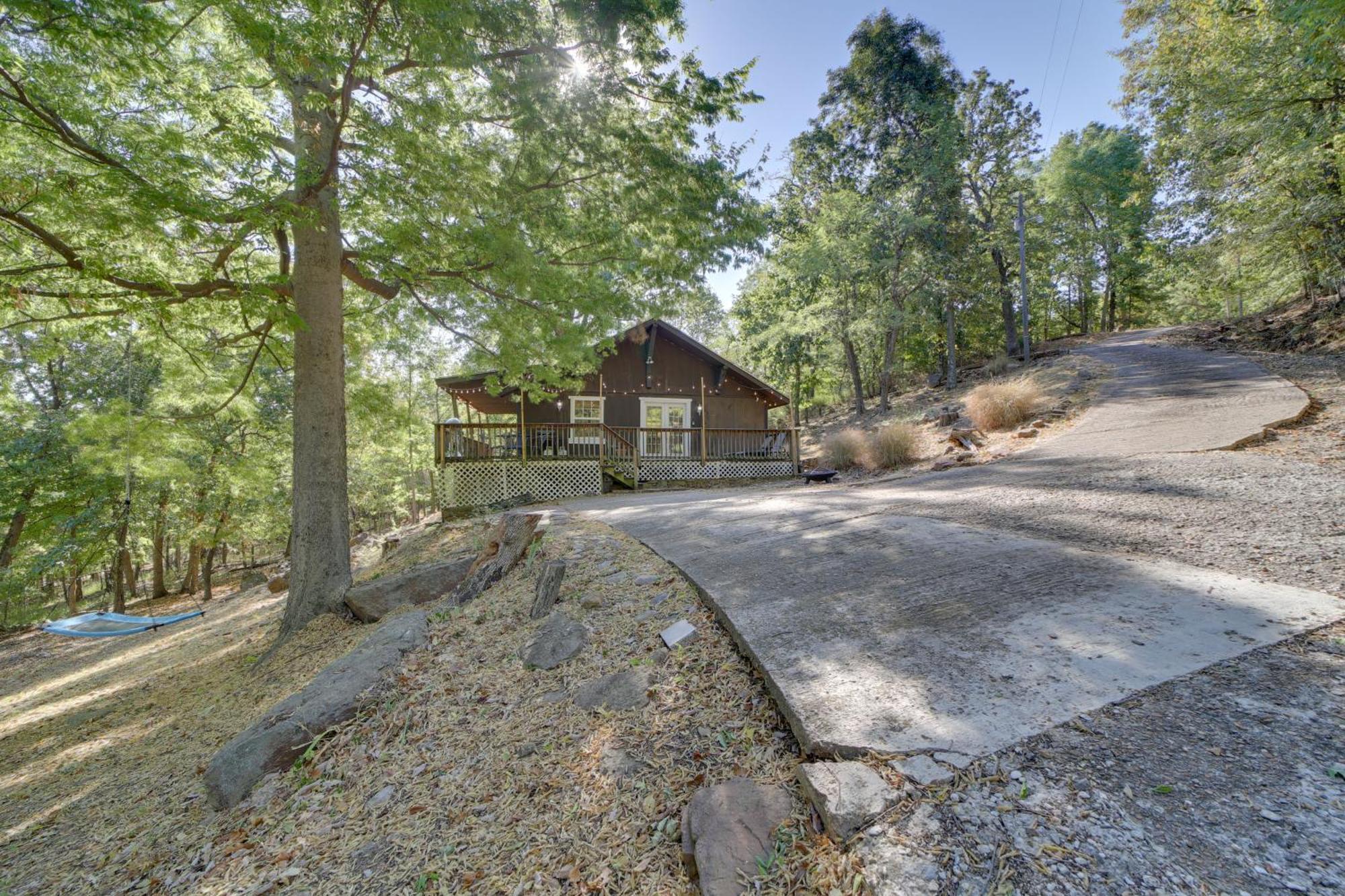Secluded Vian Retreat Close To Tenkiller Lake Exterior photo